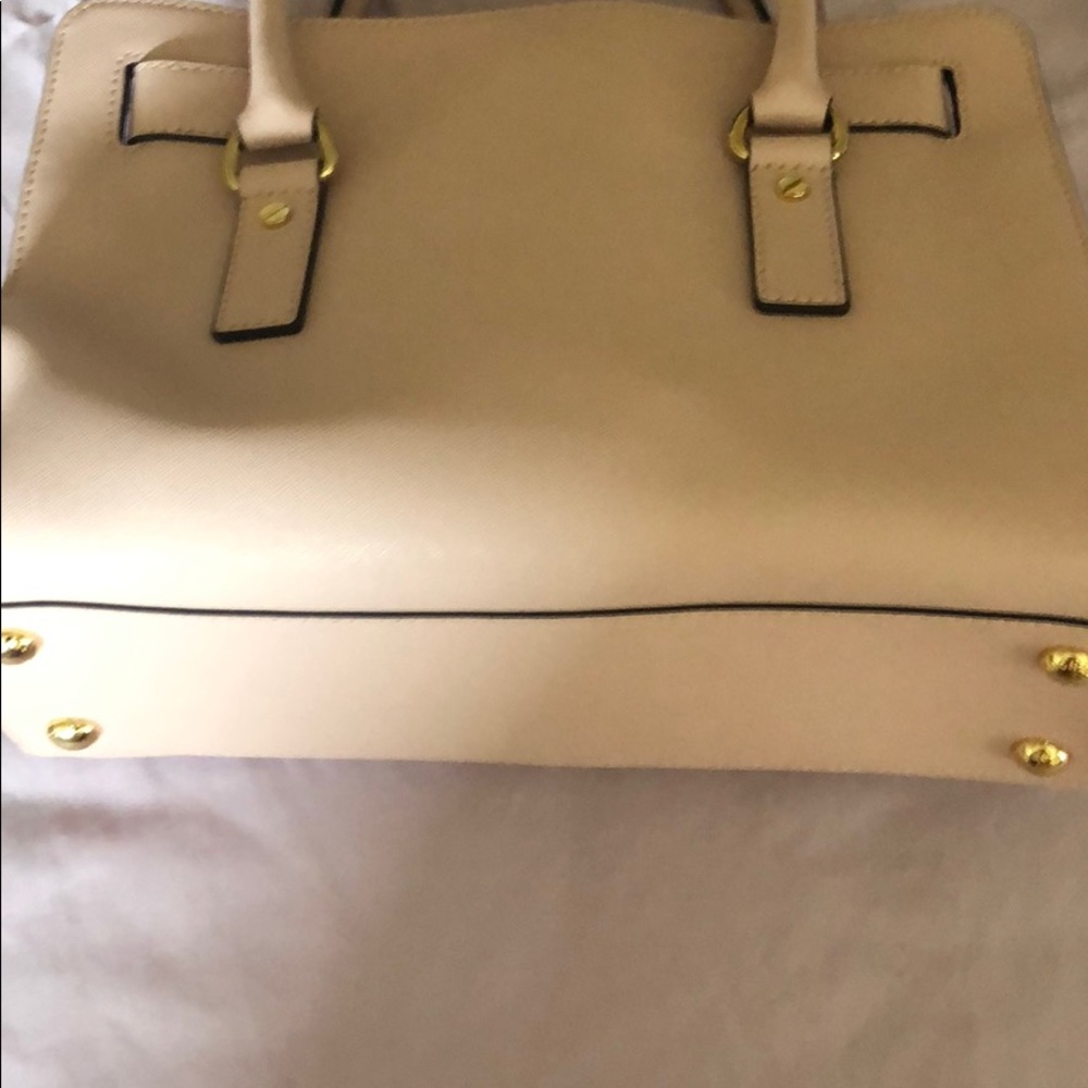 Micheals Kors purse - Picture 4 of 4